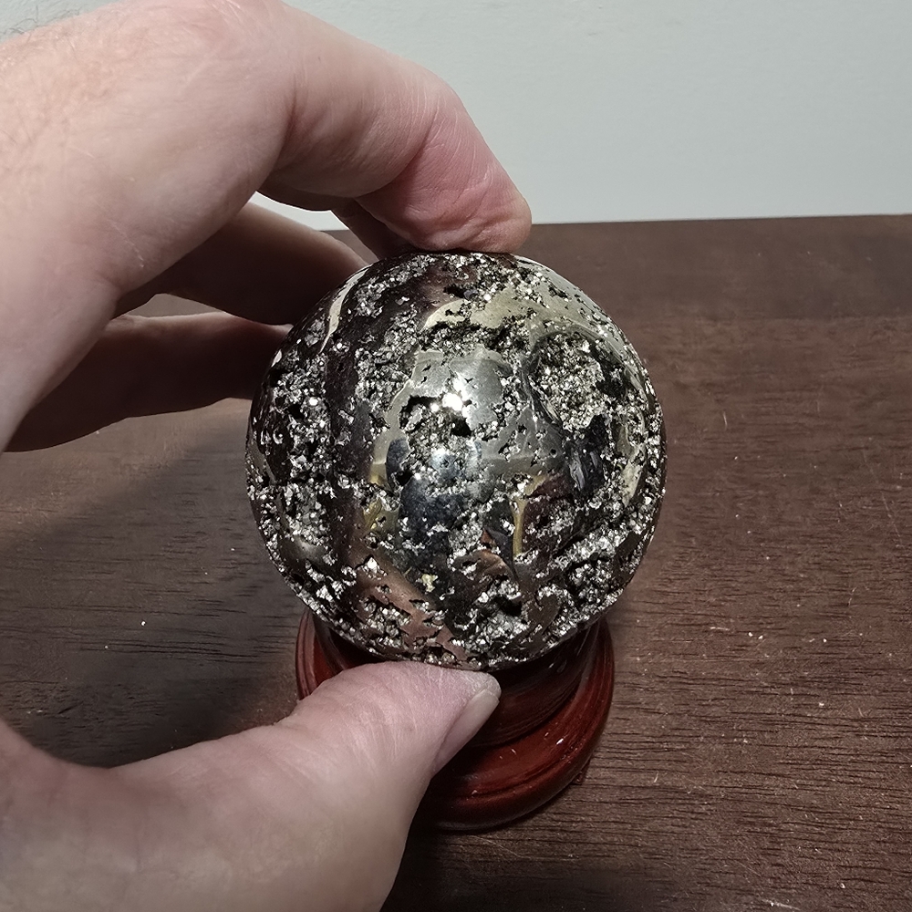 Pyrite Crystal Sphere #Q 57 mm - Picture 9 of 9